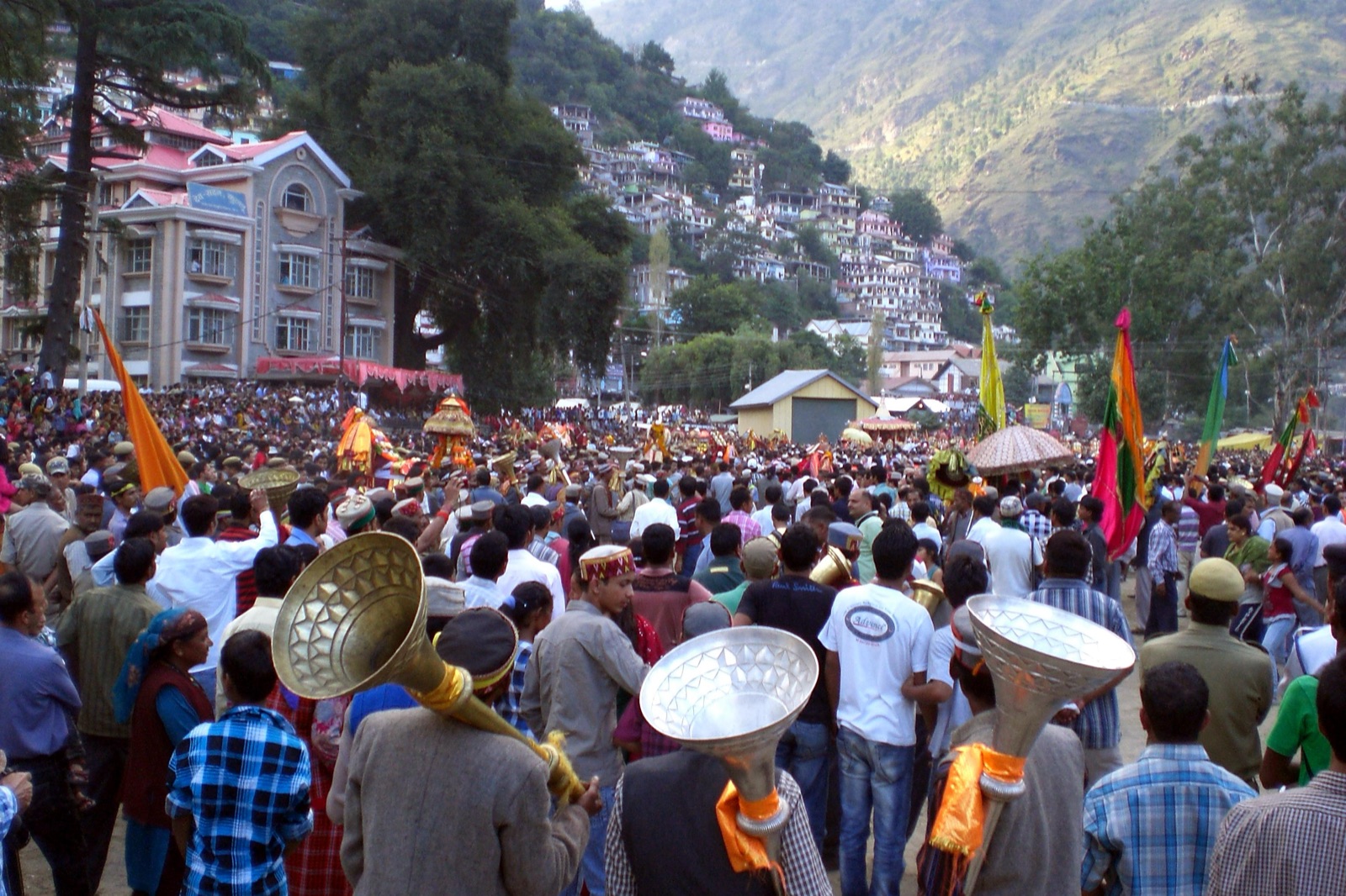 Witness Kullu Dussehra — Festival of 200 Gods in Kullu, Himachal Pradesh